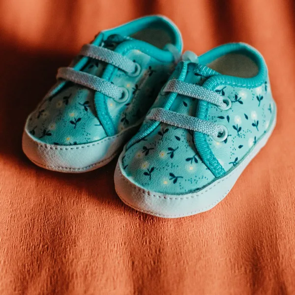 Zapatilla Saltarín con velcro